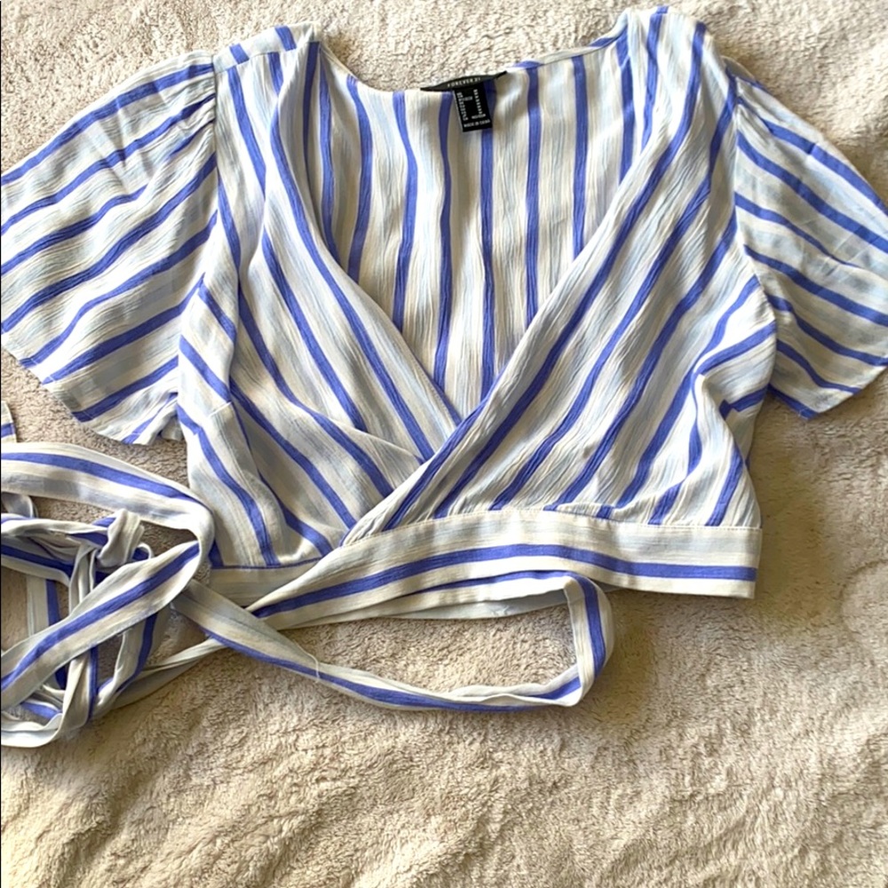 Cute crop top